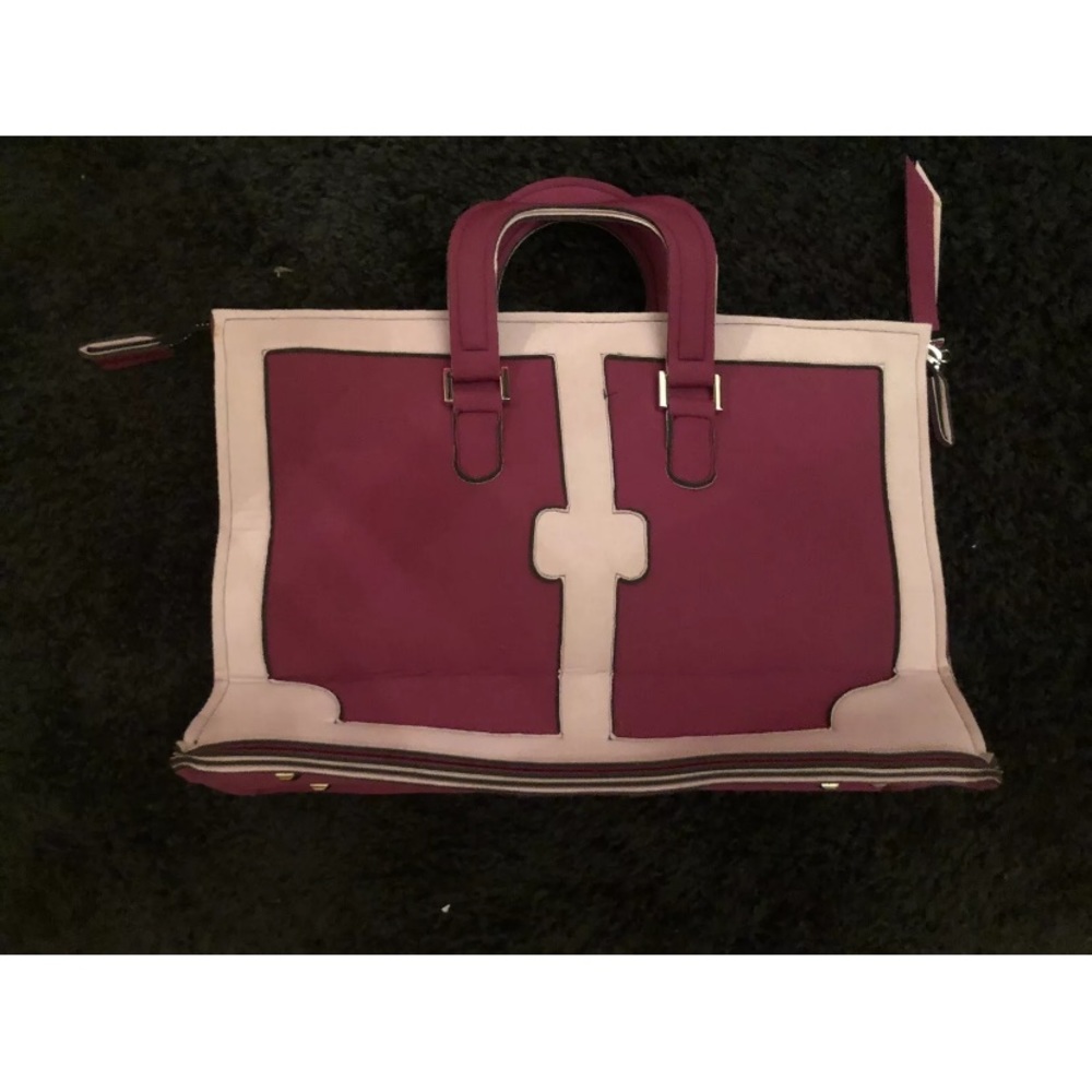 Rare Leghila Neoprene Purple Handbag!!